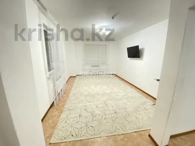 Аренда квартир в Туркестанской обл.: 3-комнатная квартира · 90 м² · 5/12 этаж · помесячно, Жаңа қала 11 улица — Білім Иновация Лицей қасында. Мұз Сарайына қарама-қарсы. за 140 000 〒 3-комнатная квартира · 90 м² · 5/12 этаж · помесячно, Жаңа қала 11 улица — Білім Иновация Лицей қасында. Мұз Сарайына қарама-қарсы. за 140 000 〒 в Туркестане