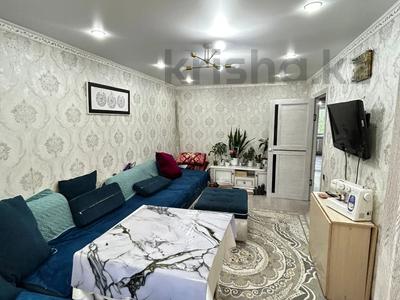 3-бөлмелі пәтер · 63.2 м² · 3/5 қабат, Старый Майкудук, 13 микрорайон 24, бағасы: 12.5 млн ₸ в Караганде, Алихана Бокейханова р-н