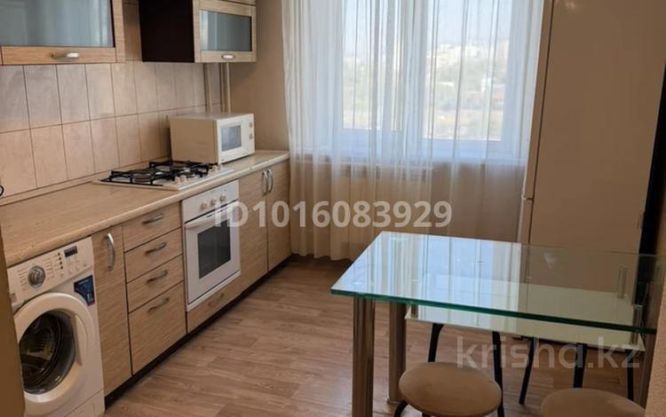 1-комнатная квартира · 41 м² · 8/9 этаж, мкр Таугуль-1 46 — Навои за 260 000 ₸ в Алматы, Ауэзовский р-н — фото 2