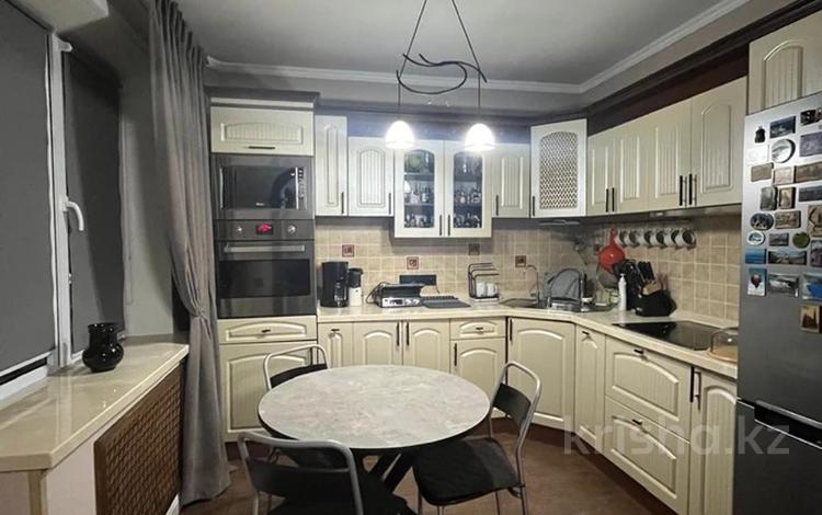 3-комнатная квартира · 64 м², Степной -1 4/36 за 35 млн ₸ в Караганде, Казыбек би р-н — фото 2