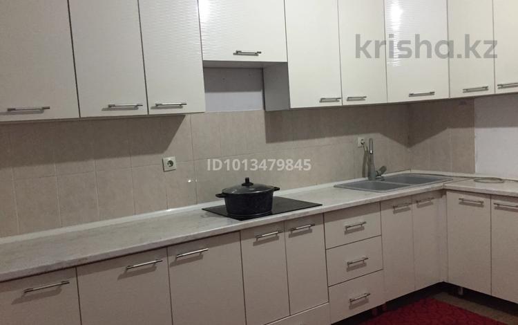 2-бөлмелі пәтер · 70 м² · 8/13 қабат, мкр Нуркент 82 — Момышулы-Рыскулова, бағасы: 250 000 ₸ в Алматы, Алатауский р-н — фото 2
