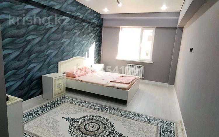 2-комнатная квартира · 60.7 м² · 1/9 этаж, мкр Нурсая, Мкрн Нурсая блок 7 за 250 000 ₸ в Атырау — фото 2