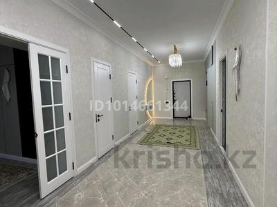 5-бөлмелі пәтер · 265 м² · 9/13 қабат, 16-ш/а. 111, бағасы: 120 млн ₸ в Актау, 16-й мкр 