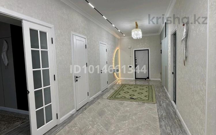 5-комнатная квартира · 265 м² · 9/13 этаж, 16-й мкр 111 за 120 млн ₸ в Актау — фото 13