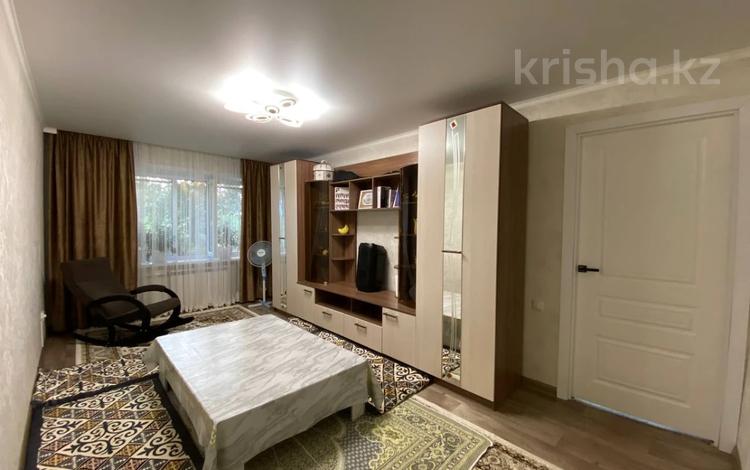 3-бөлмелі пәтер · 58.9 м² · 3/5 қабат, Пр. Металлургов, бағасы: 13.5 млн ₸ в Темиртау — фото 2