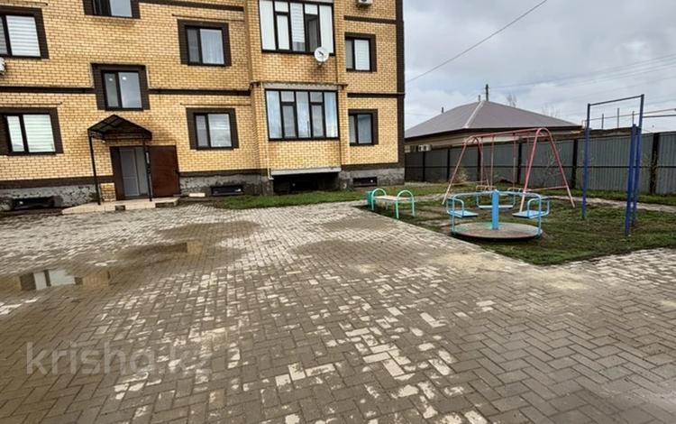 2-бөлмелі пәтер · 66.5 м² · 3/3 қабат, Зачаганск, бағасы: 26 млн ₸ в Уральске — фото 2