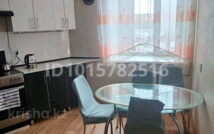 4-комнатная квартира · 85.6 м² · 4/12 этаж, Ауэзова 22 — Рынок Океан за 32 млн ₸ в Семее — фото 2