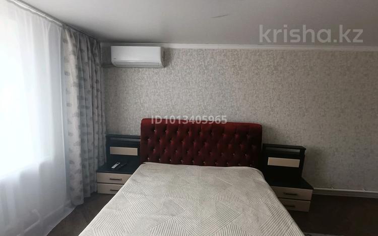 1-комнатная квартира · 40 м² · 3/5 этаж, Валиханова 14 за 10 000 ₸ в  — фото 2