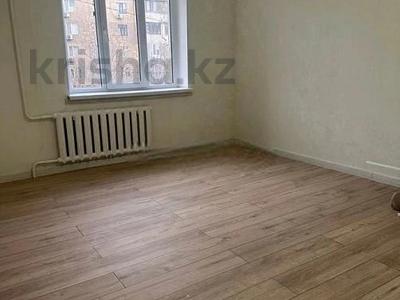 2-комнатная квартира · 50 м² · 2/5 этаж, мкр Аксай-4 47 за 34.5 млн ₸ в Алматы, Ауэзовский р-н