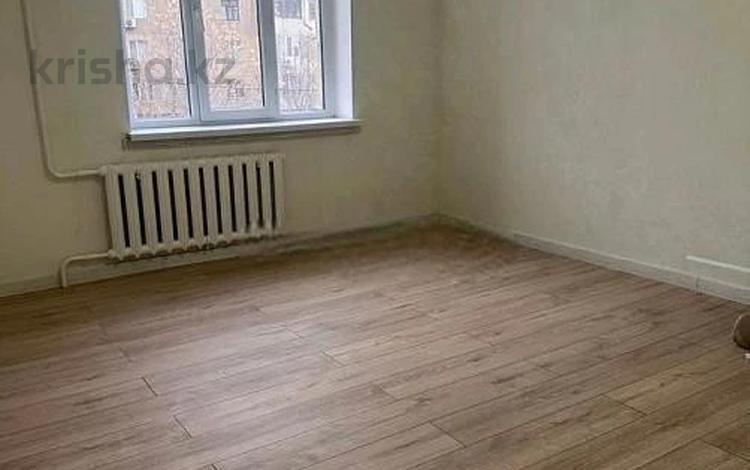 2-комнатная квартира · 50 м² · 2/5 этаж, мкр Аксай-4 47 за 34.5 млн ₸ в Алматы, Ауэзовский р-н — фото 2