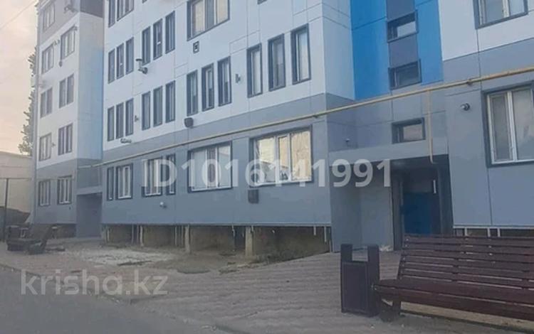 2-бөлмелі пәтер · 50 м² · 2/5 қабат, 5 мкр 8 — Возле Цон, бағасы: 10 млн ₸ в Кульсары — фото 2