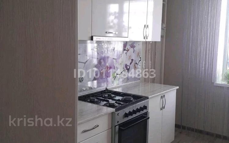 3-бөлмелі пәтер · 70 м² · 6/9 қабат, 7 микрорайон 7, бағасы: 16.8 млн ₸ в Лисаковске — фото 2