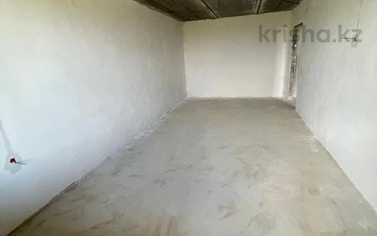 1-комнатная квартира · 54 м² · 3/9 этаж, Жумалиева 48 за ~ 14.4 млн 〒 в Уральске — фото 2