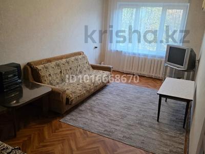2-комнатная квартира · 50 м² · 4/4 этаж, мкр №6 10А за 250 000 ₸ в Алматы, Ауэзовский р-н