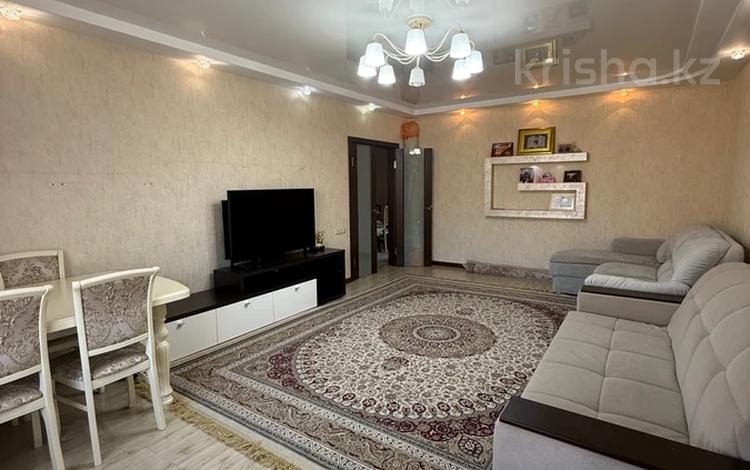 4-комнатная квартира · 135 м² · 4/5 этаж, мкр. Алтын орда, Тауелсиздик 1/1 — Тауелсиздик, Молдагуловой за 59.7 млн ₸ в Актобе — фото 3