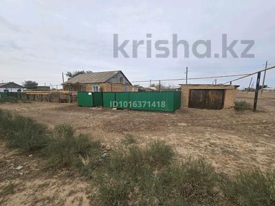 Отдельный дом · 4 комнаты · 110 м² · 10 сот., Б.Момыш ұлы 2 — Посёлок Лбищенск рн Чапаво за 4 млн ₸ в Уральске