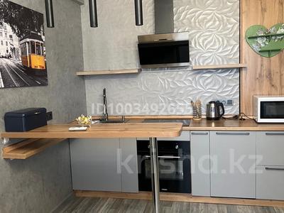 Аренда квартир в Алматы: 2-комнатная квартира · 48 м² · 10/10 этаж, Толе би 285/8к5 — Толе би утеген батыра за 330 000 〒 2-комнатная квартира · 48 м² · 10/10 этаж, Толе би 285/8к5 — Толе би утеген батыра за 330 000 〒 в Алматы, Ауэзовский р-н