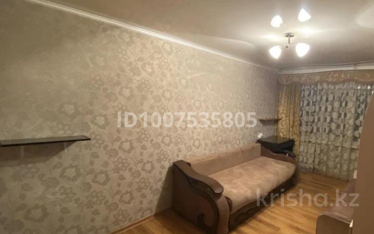 1 бөлме · 13 м², Серикбаева 1/1, бағасы: 130 000 ₸ в Усть-Каменогорске — фото 3