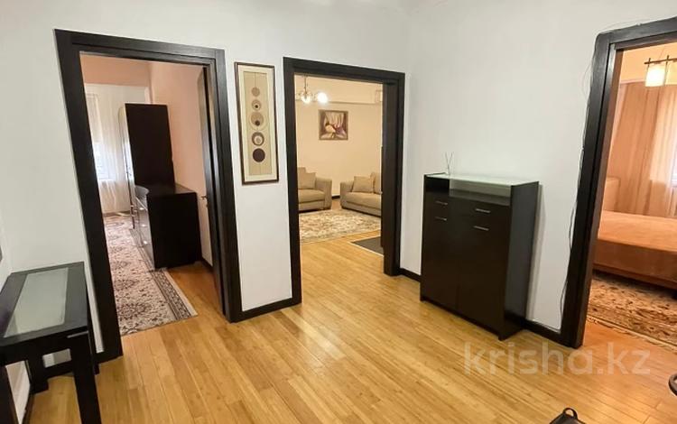 3-бөлмелі пәтер, 90 м², 11/13 қабат ай сайын, Ходжанова 77, бағасы: 480 000 〒 в Алматы, Бостандыкский р-н — фото 2