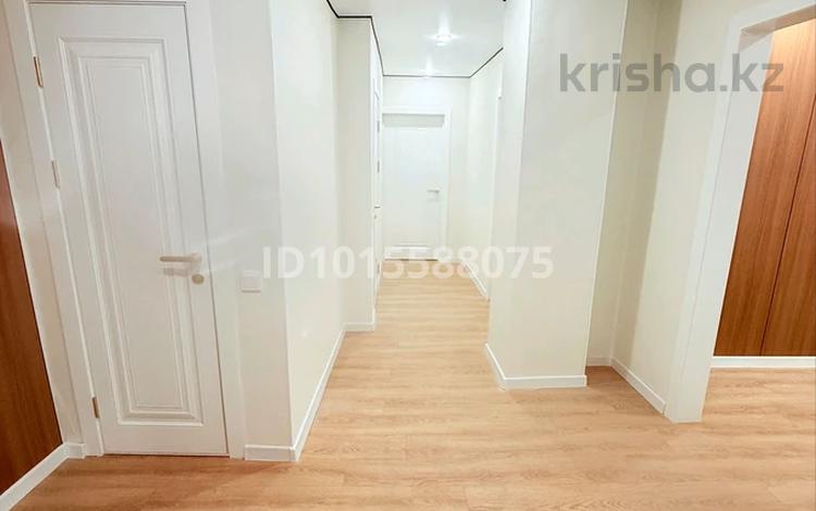 2-бөлмелі пәтер · 70 м² · 4/9 қабат, 12 ш/а., бағасы: 28 млн ₸ в Актобе, мкр 12 — фото 2