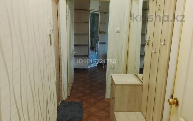 2-комнатная квартира · 42 м² · 4/4 этаж, мкр №10 А 21 за 280 000 ₸ в Алматы, Ауэзовский р-н — фото 2