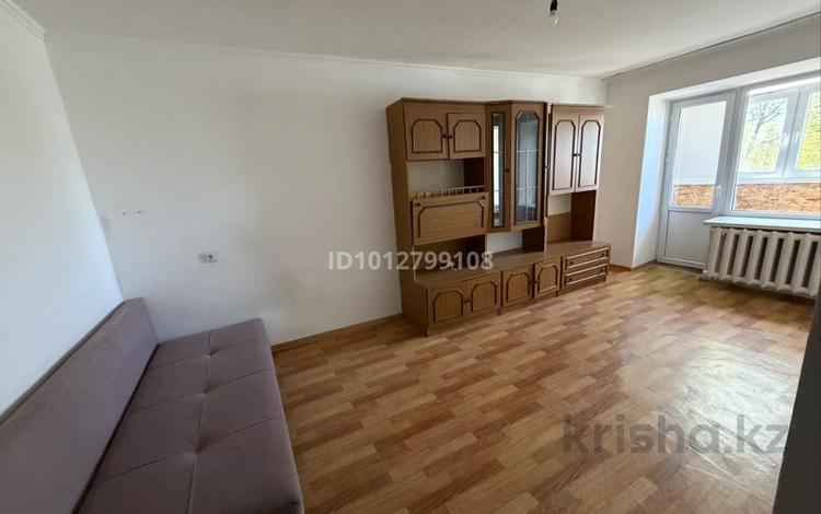 1-бөлмелі пәтер · 29 м² · 3/5 қабат, мкр 41-й разъезд, Мкр 41-й разъезд 45 — Хобдинский переулок, бағасы: 60 000 ₸ в Актобе — фото 2