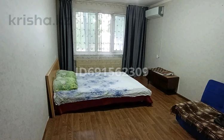 1-комнатная квартира · 30 м² · 1/5 этаж, Абуылхайырхан 155/1 — Абуылхайырхан за 10 000 ₸ в Уральске — фото 11