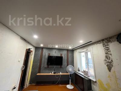 3-бөлмелі пәтер · 64 м² · 5/5 қабат, Астаны 13а — Центр, бағасы: 9.5 млн ₸ в Аксу