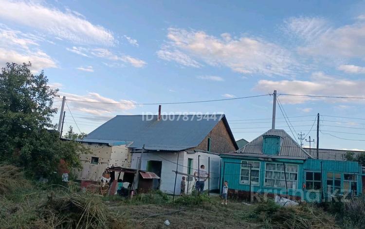 Дача · 4 комнаты · 60.6 м² · 6 сот., Бобровка, Бобровка 4дачи 1196 — Рядом магазин тополек за 6 млн 〒 в Семее — фото 2