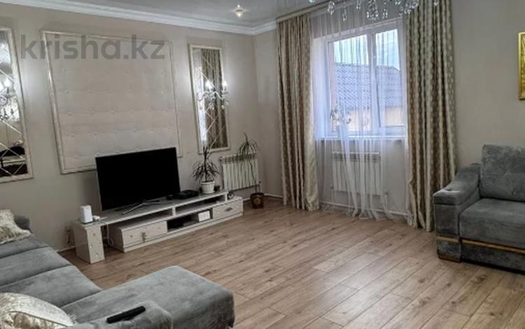 Отдельный дом · 5 комнат · 218 м² · 5 сот., Крепостная за 75 млн 〒 в Петропавловске — фото 2