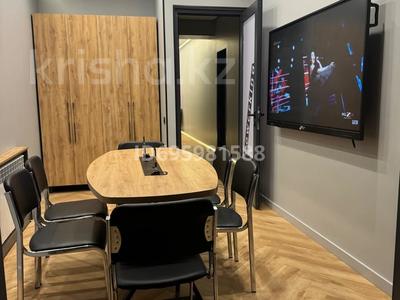 Офисы, образование, кабинеты и рабочие места · 64.5 м² за 5 000 〒 в Караганде, Казыбек би р-н