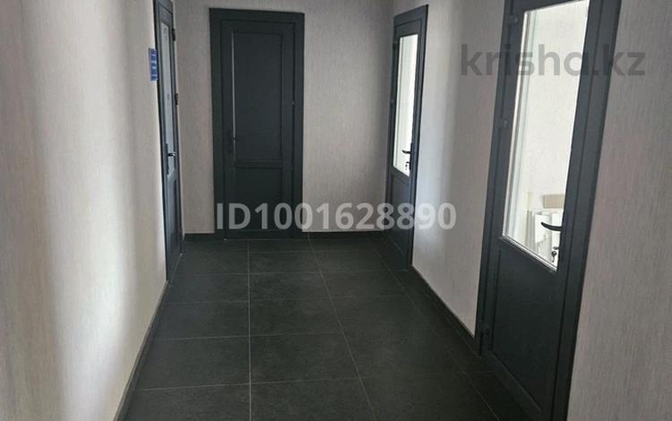 Кеңселер · 16 м², бағасы: 50 000 ₸ в Семее — фото 2