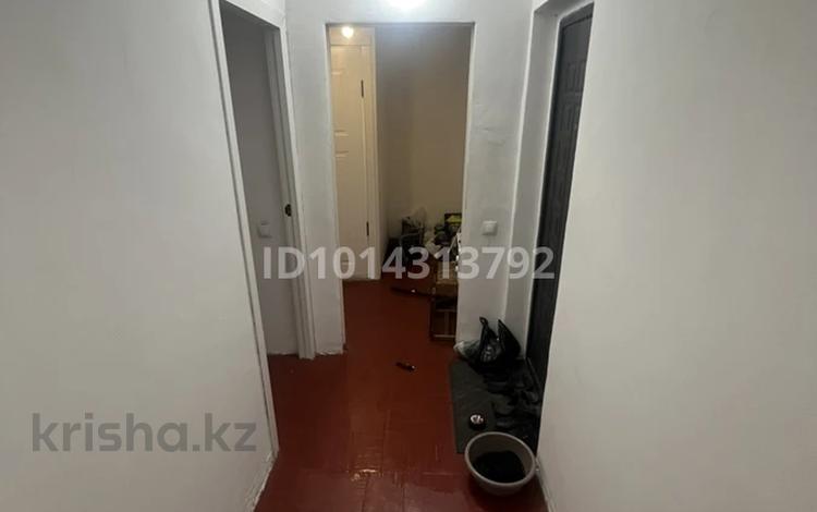 2-бөлмелі пәтер · 44.6 м² · 4/5 қабат, 1-квартал 16, бағасы: 13.5 млн ₸ в Караганде, Алихана Бокейханова р-н — фото 2