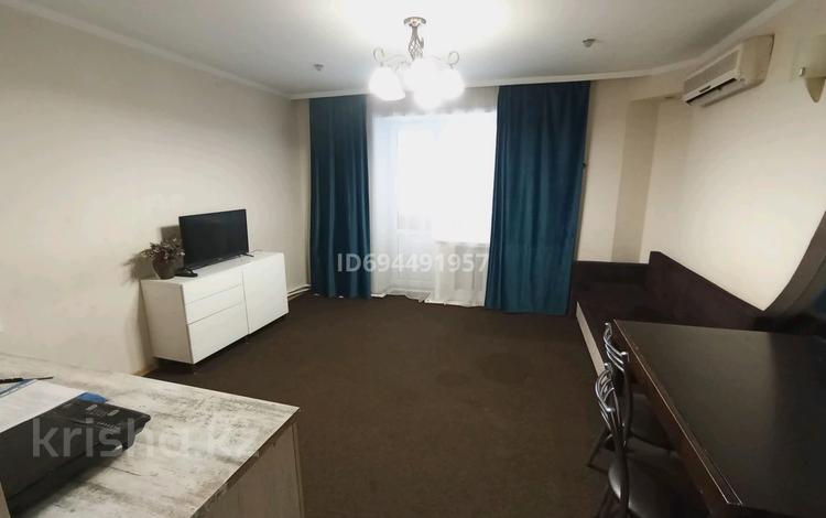3-комнатная квартира · 50 м² · 1/9 этаж, Степной 2 1/5 — Ресторан Отрар за 190 000 ₸ в Караганде, Казыбек би р-н — фото 9