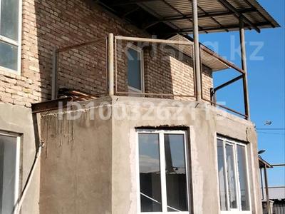 Жеке үй · 4 бөлме · 180 м² · 8 жүзд., Жас Улан 14 — 555 мойка, новый цон, бағасы: 25 млн ₸ в Чундже