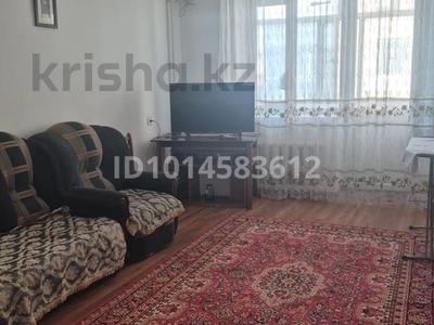 2-бөлмелі пәтер · 56 м² · 3/5 қабат, Азаттык 72 Б, бағасы: 180 000 ₸ в Атырау