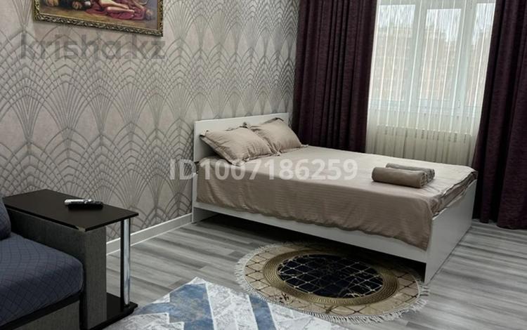 1-комнатная квартира · 44 м² · 11/15 этаж, 17-й мкр, ​17-й микрорайон 6 за 15 000 ₸ в Актау — фото 2