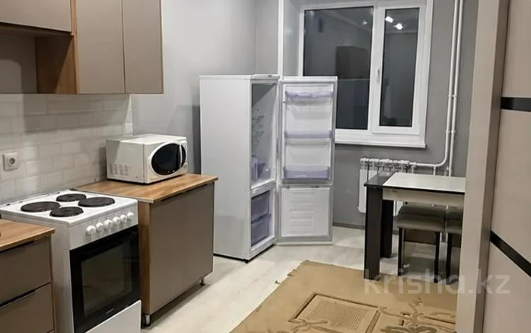 2-бөлмелі пәтер · 80 м² · 4/6 қабат, Ауельбекова 157а, бағасы: 35.7 млн ₸ в Кокшетау — фото 2