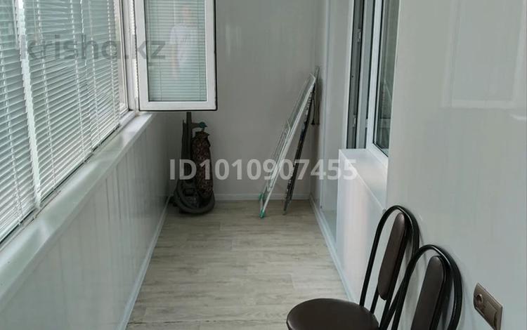 2-комнатная квартира · 70 м² · 5/6 этаж, мкр Женис 32/1 за 190 000 ₸ в Уральске — фото 2