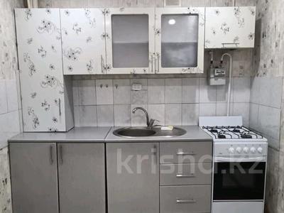 3-комнатная квартира · 60 м² · 1/5 этаж, Украинская 215 за 17 млн 〒 в Петропавловске