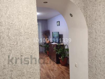 3-комнатная квартира · 51.4 м² · 5/5 этаж, 3 мкрн 15 за 9 млн 〒 в Лисаковске