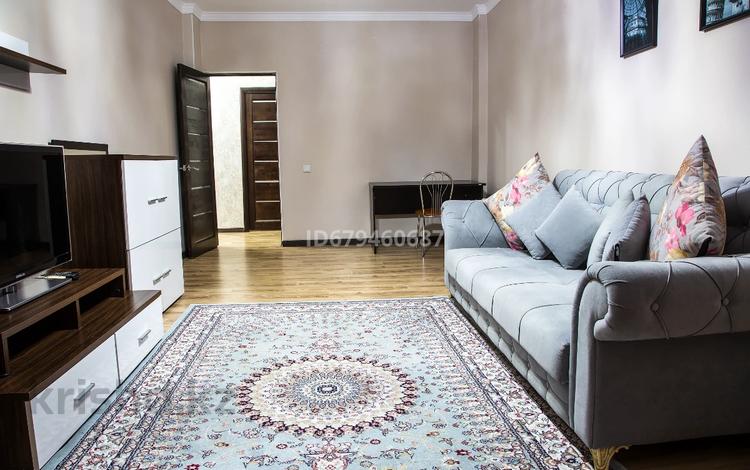 2-бөлмелі пәтер, 70 м², 1/5 қабат тәулігіне, Сатпаева 5Д, бағасы: 14 000 〒 в Атырау — фото 6