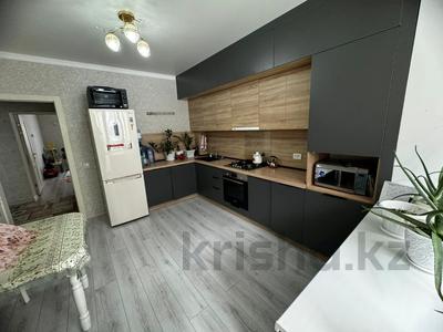 2-бөлмелі пәтер · 64 м² · 1/5 қабат, мкр. Алтын орда 11т, бағасы: 26.5 млн 〒 в Актобе, мкр. Алтын орда