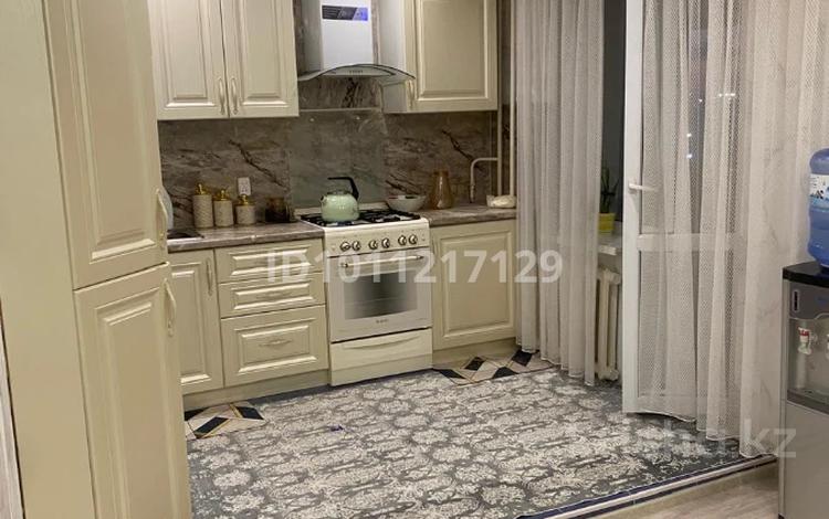 3-бөлмелі пәтер · 70 м² · 5/6 қабат, 8-й микрорайон, Карбышева 43, бағасы: 30 млн 〒 в Костанае — фото 2