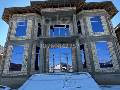 Жеке үй · 15 бөлме · 850 м² · 8 жүзд., Нұртас ш/а. 156 — Кулагер, бағасы: 130 млн ₸ в Шымкенте, Каратауский р-н