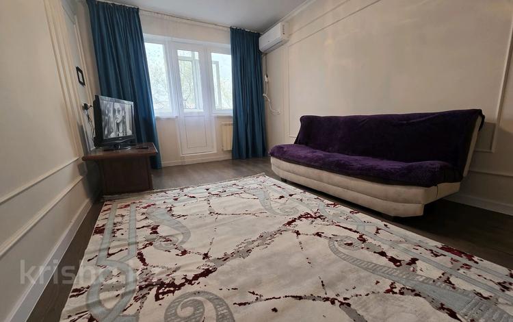 2-комнатная квартира · 48 м² · 4/5 этаж, мкр 5 53А — Остановка Океан за 15 000 〒 в Актобе — фото 2