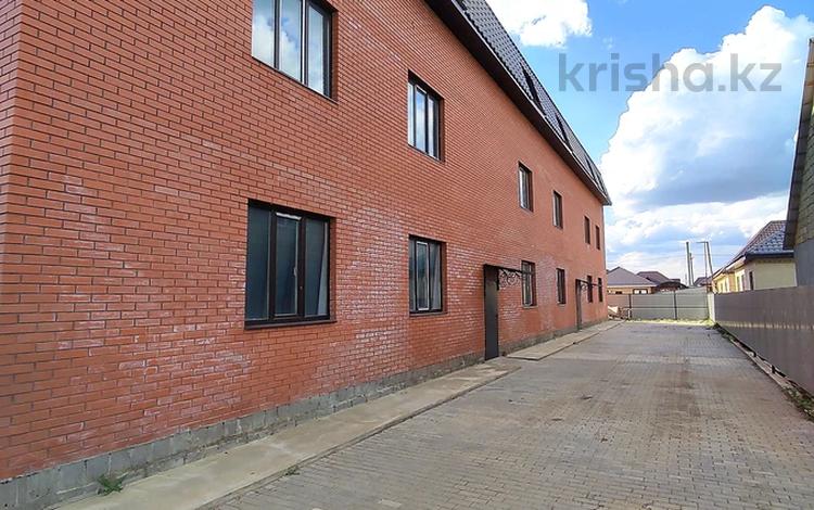 3-комнатная квартира · 87.3 м² · 1/3 этаж, Юго Восток 61 — П.Плодовощной за 17 млн ₸ в Уральске — фото 2
