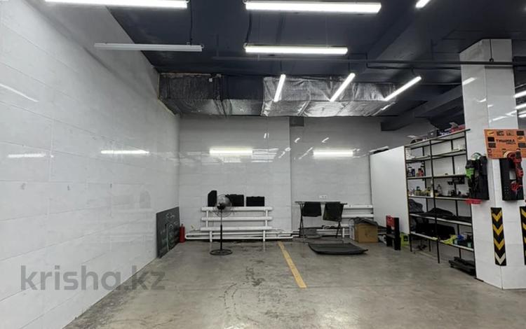 Азс, автосервисы и автомойки · 70 м² за 600 000 ₸ в Астане, Нура р-н — фото 2