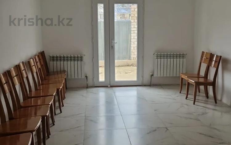 Свободное назначение · 100 м² за 200 000 ₸ в Актау, 29-й мкр — фото 2