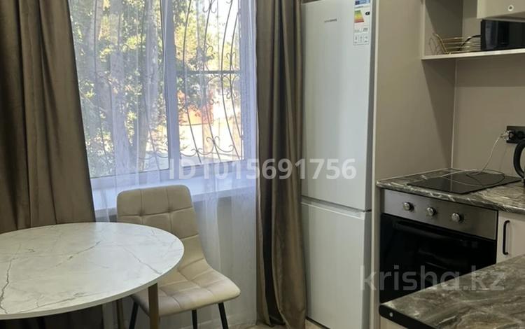 2-комнатная квартира · 46.6 м² · 1/4 этаж, Бейсенбаева 33 — Рынок Алем, Технологический за 220 000 ₸ в Семее — фото 2